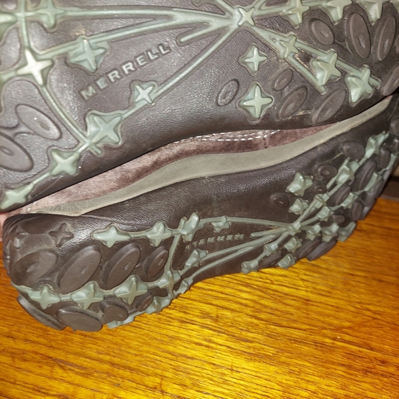 Merrell Yarra Womans Waterproof Boots Primaloft Polartec Lining Brown 8 Outside - Picture 6 of 10